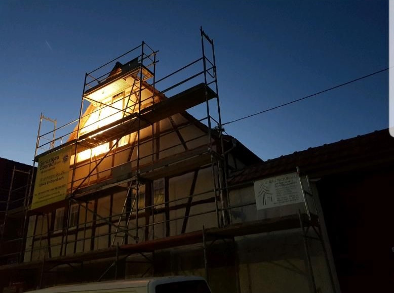 Fachwerkhaus Restauration mit Gerüst